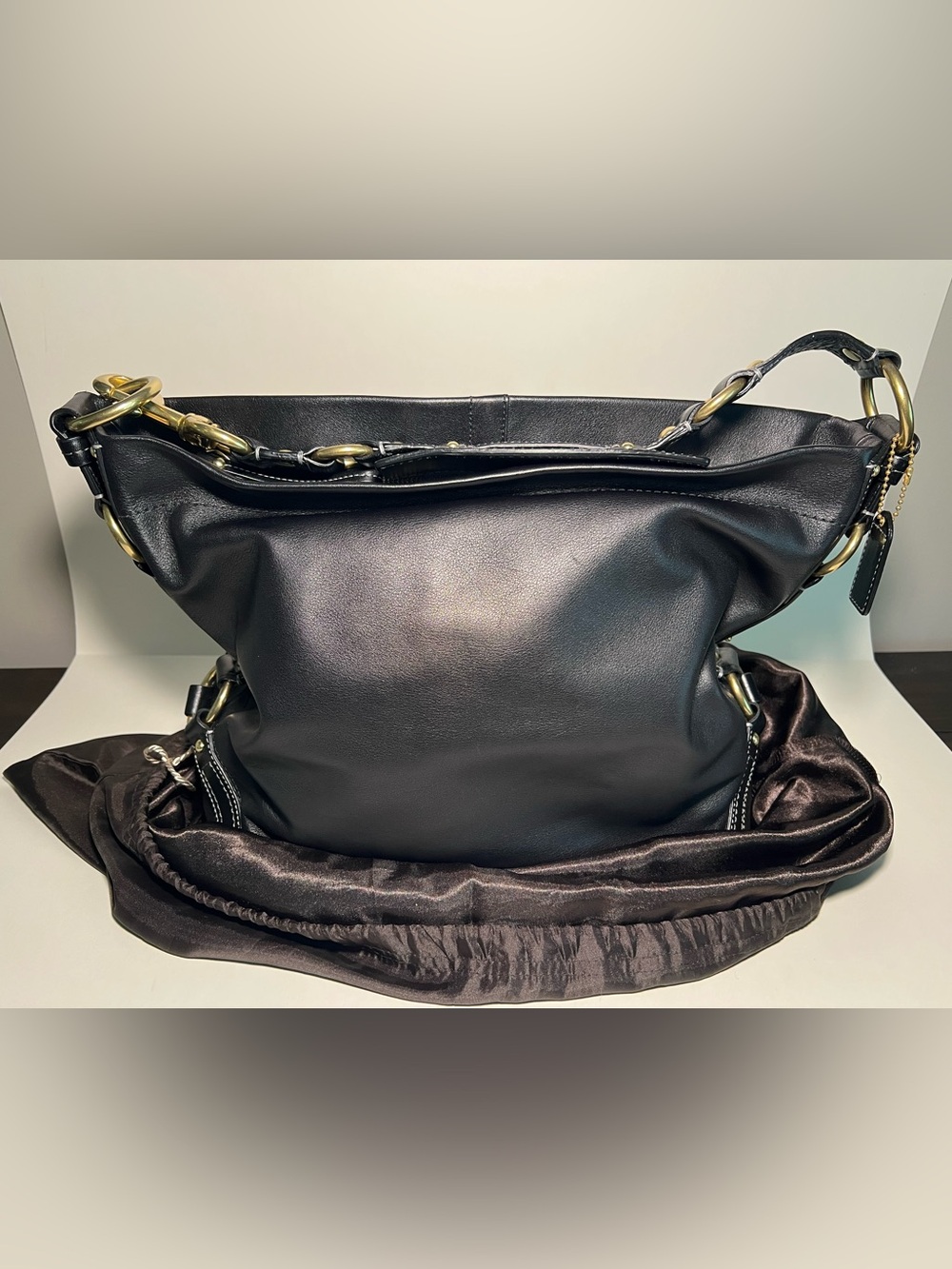 Coach Carly Black Leather Hobo Shoulder Bag Gold Hardware - Picture 2 of 8